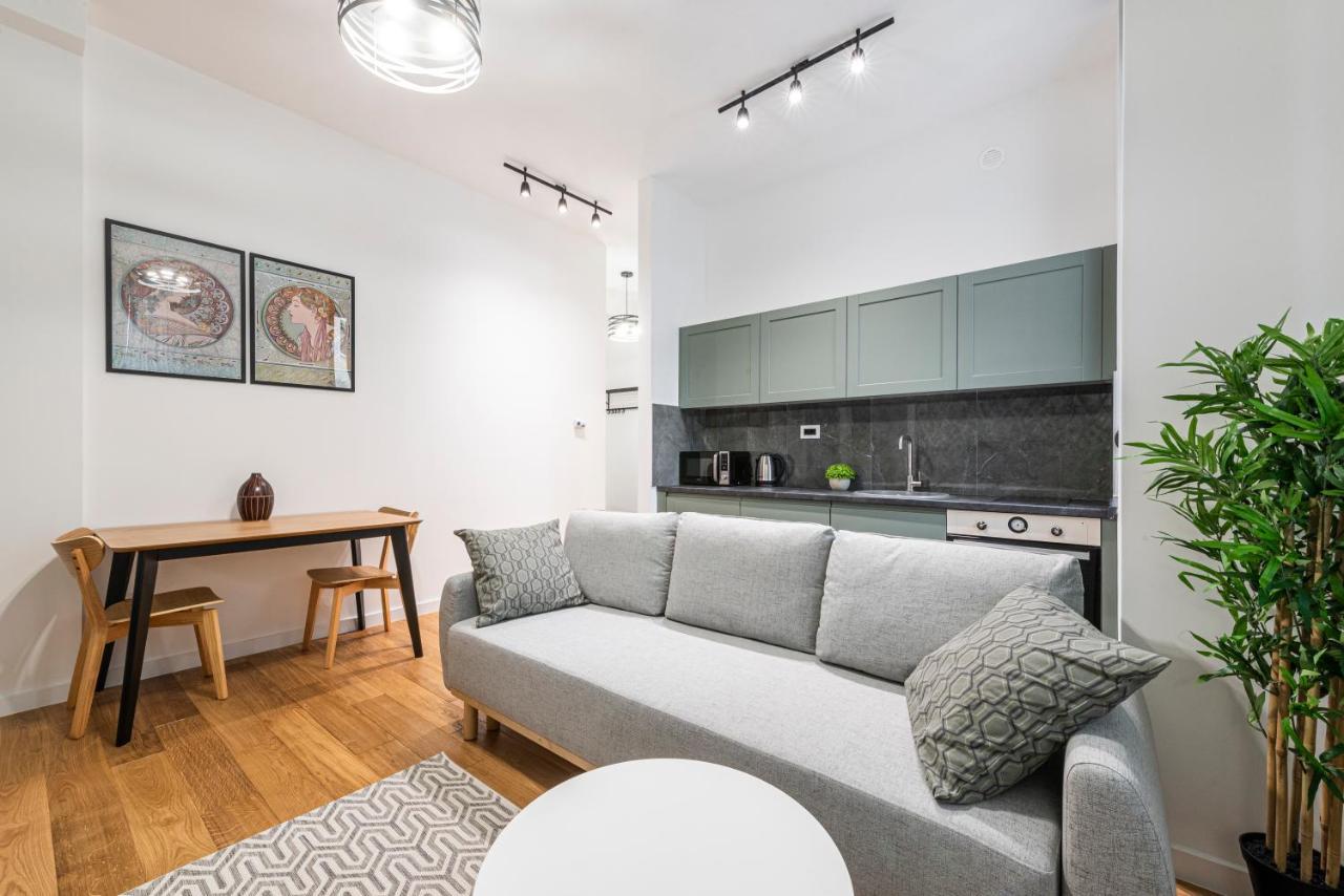 Vertigo One Bedroom Apartment - Free Private Parking-Fast Wi-Fi Novi Sad Exteriör bild