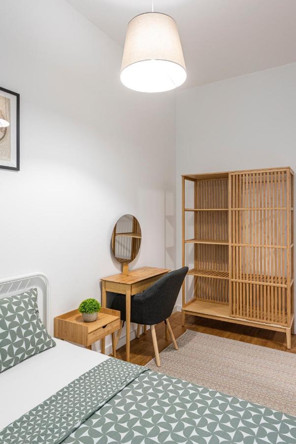Vertigo One Bedroom Apartment - Free Private Parking-Fast Wi-Fi Novi Sad Exteriör bild