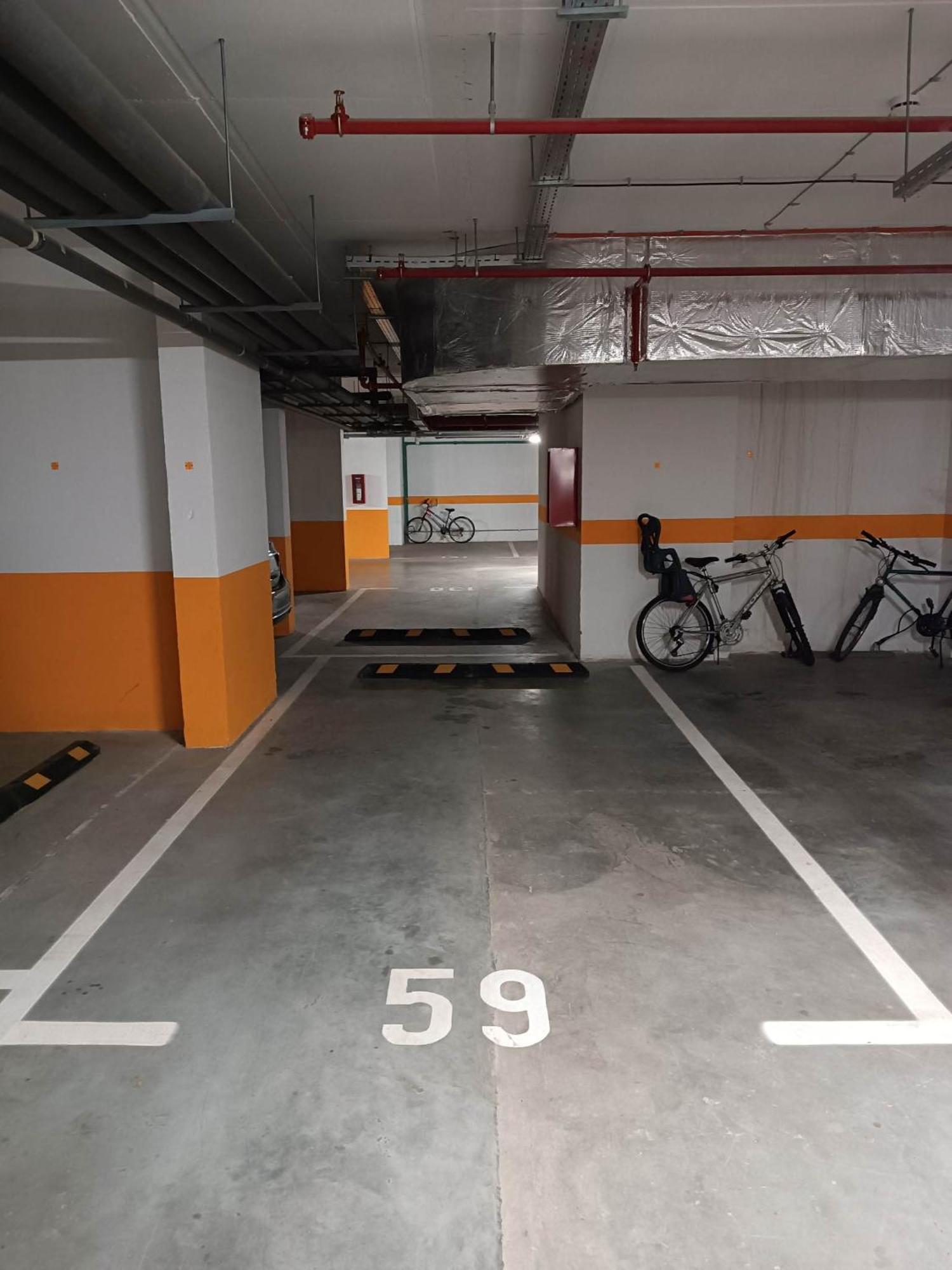Vertigo One Bedroom Apartment - Free Private Parking-Fast Wi-Fi Novi Sad Exteriör bild