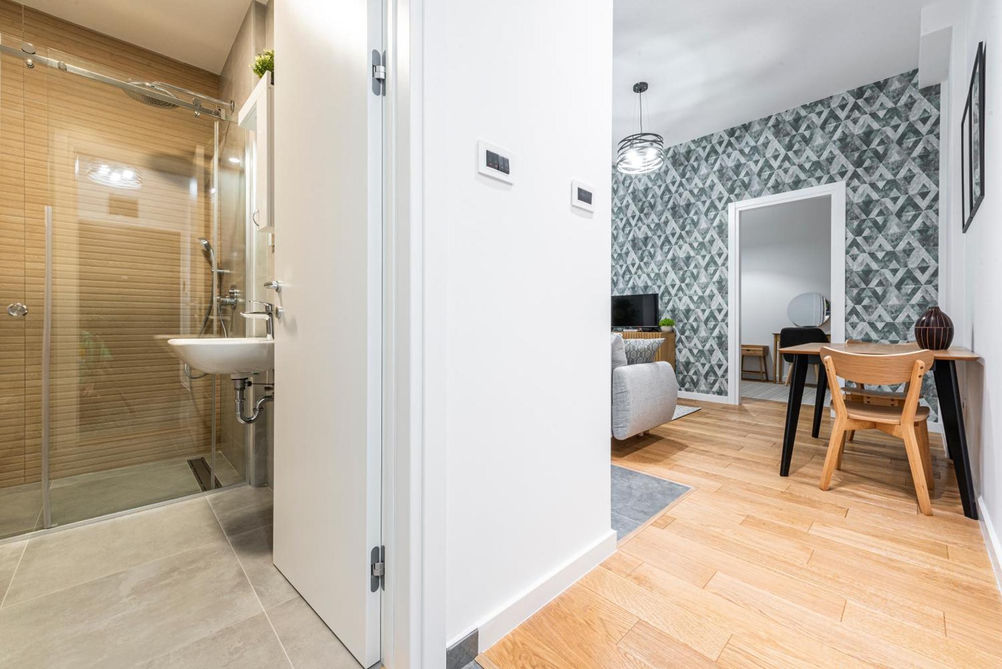 Vertigo One Bedroom Apartment - Free Private Parking-Fast Wi-Fi Novi Sad Exteriör bild